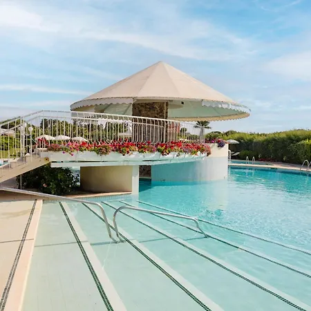 Hotel Baia Di Nora 4*