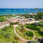 Baia Di Nora 4*