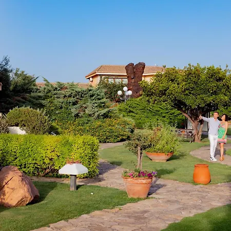 Baia Di Nora Отель Пула