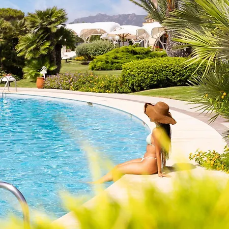 Hotel Baia Di Nora 4*