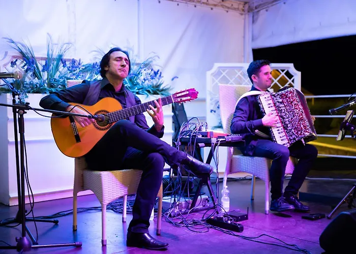 Baia Di Nora Hotel 4*